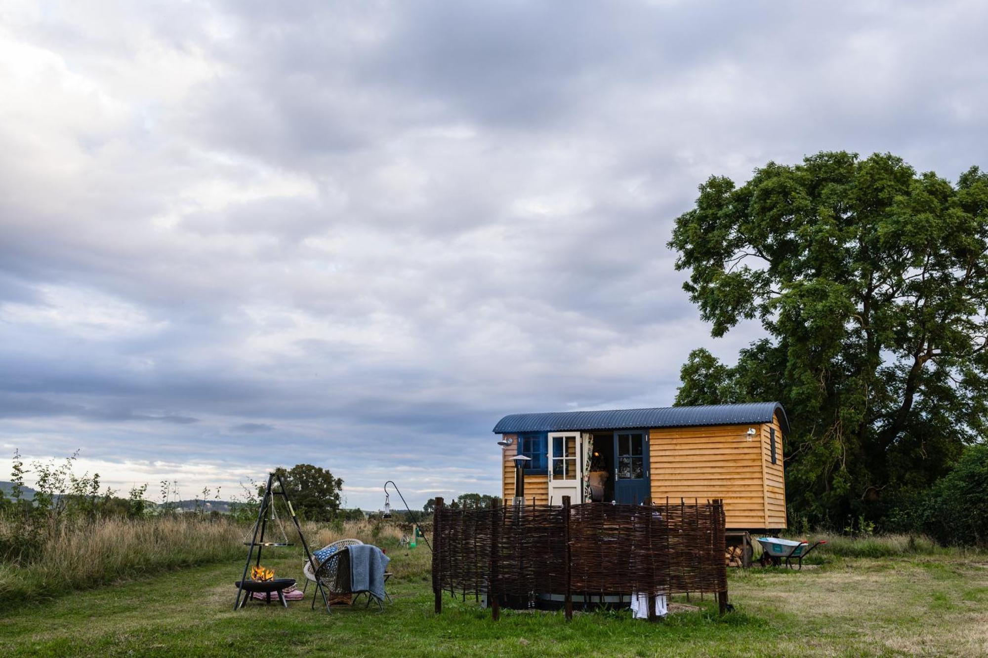 Toadland Shepherd Huts ダラム エクステリア 写真