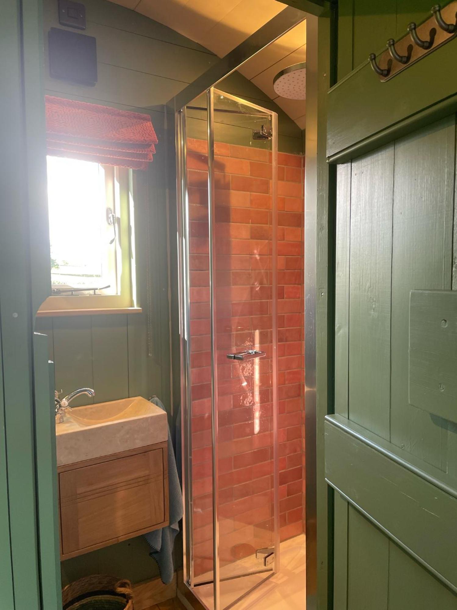 Toadland Shepherd Huts ダラム エクステリア 写真